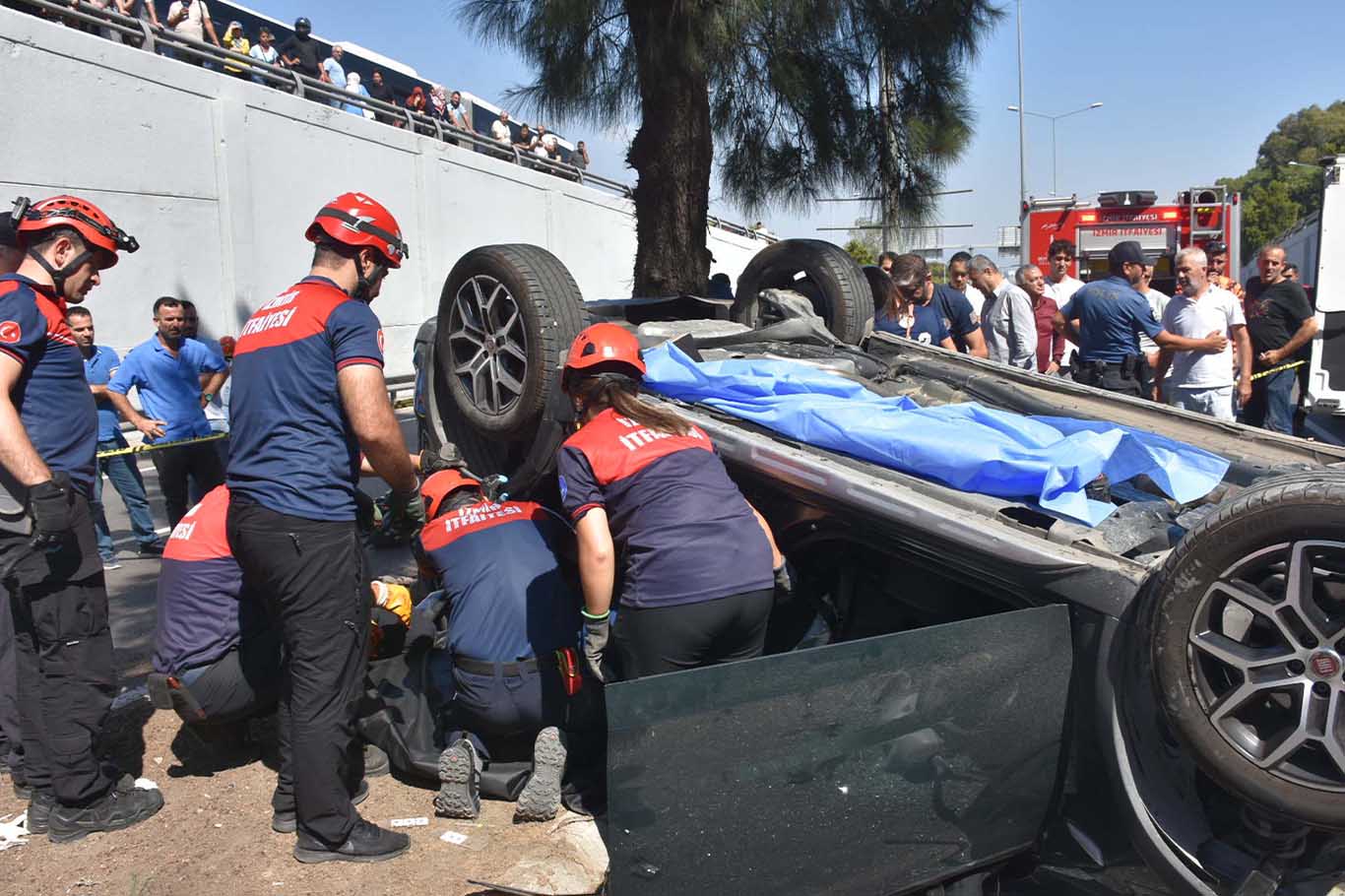 İzmir’de Feci Kazada Ölenlerin Kimlikleri Tespit Edildi 1