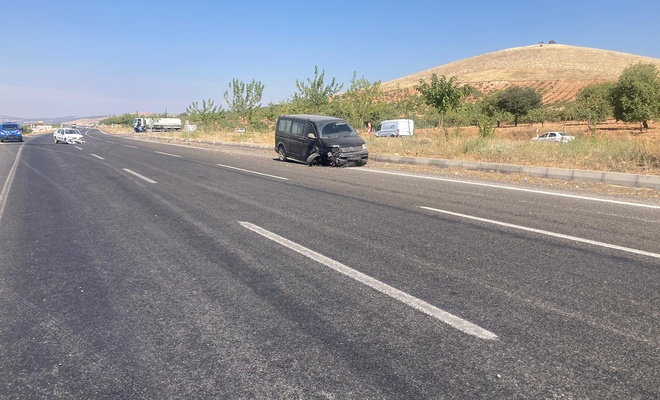 Sanliurfada Trafik Kazasi 2 Yarali 258B7185