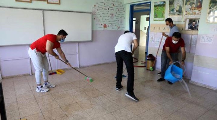 Siniflar Kalabalik Temizlik Personeli Yok Boyle Giderse Okullar Kapanir 922388 5