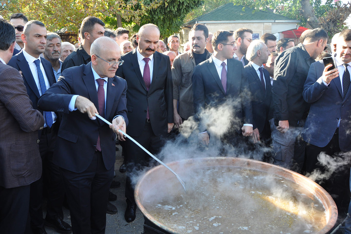 Bakan Simsek Batmanda Bag Bozumu Festivaline Katildi 82529C88