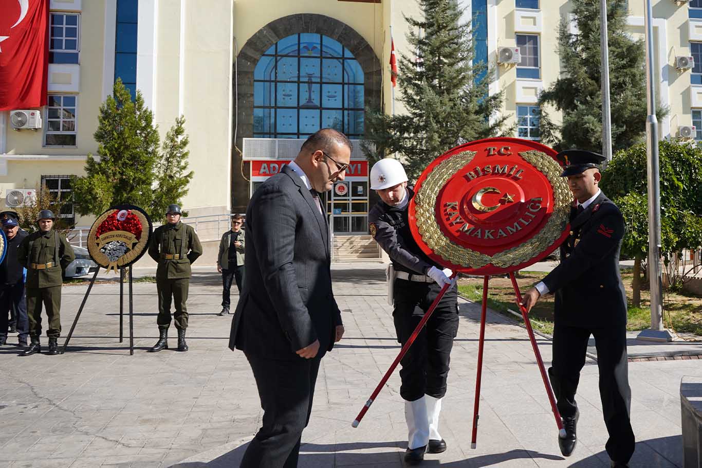 Bismil’de 29 Ekim Cumhuriyet Bayramı Etkinlikleri Çelenk Sunumu Ile Başladı 5