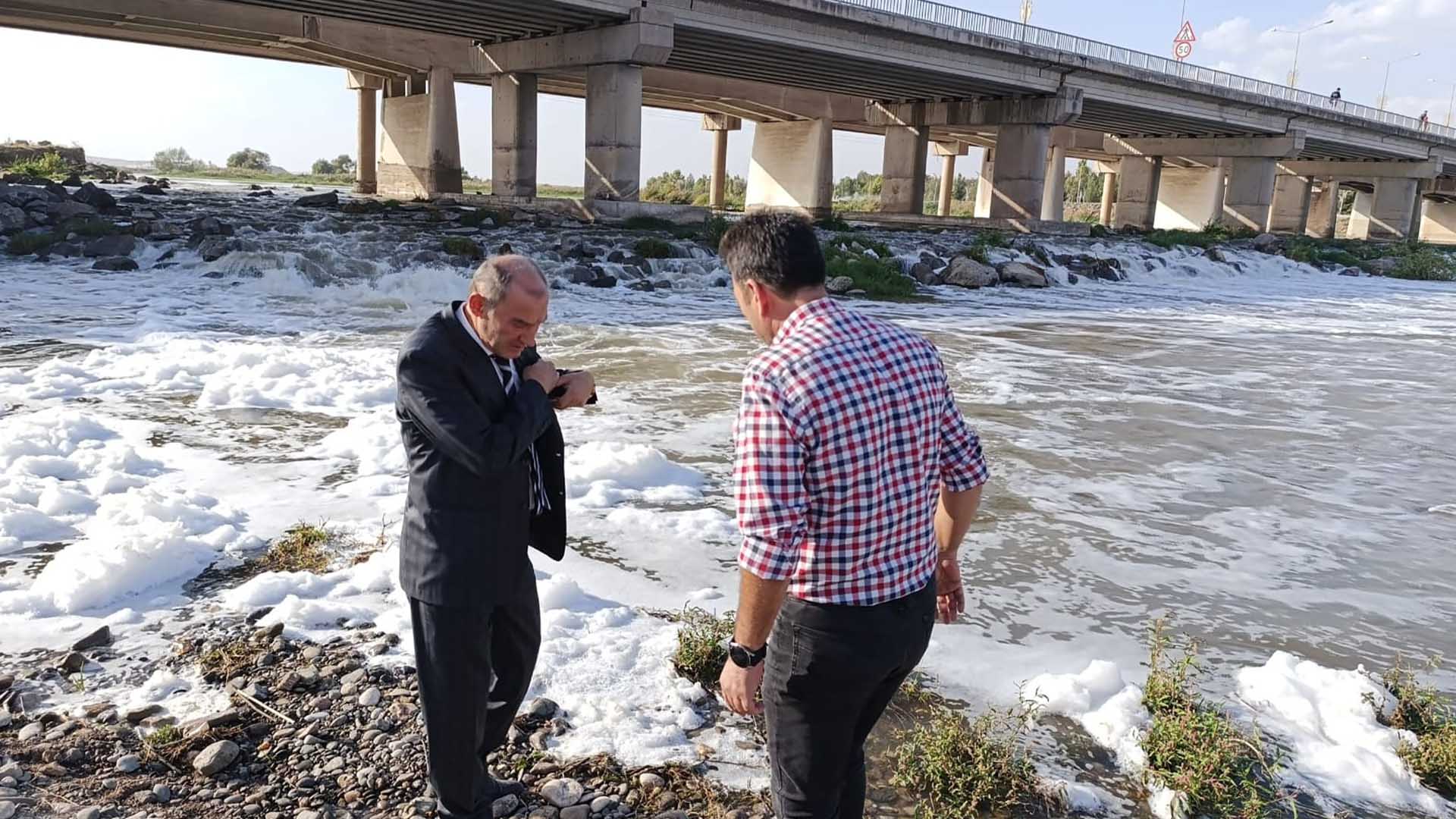 Dicle Nehri’ndeki Köpüklenmeye Inceleme Başlatıldı 3