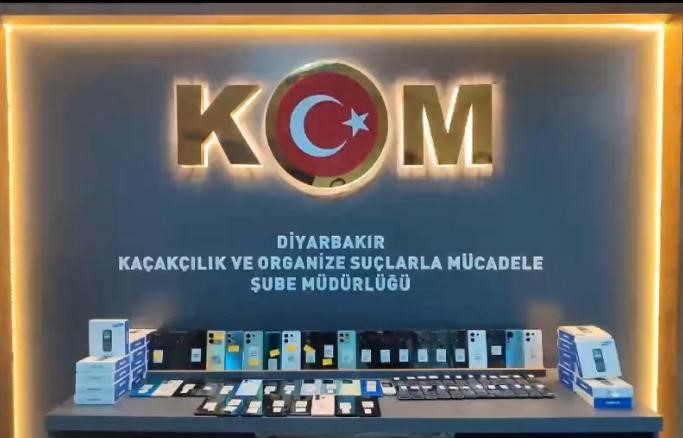 Diyarbakır’da 3 Milyon 804 Bin Makaron Ve Çok Sayıda Kaçak Ürün Ele Geçirildi 3