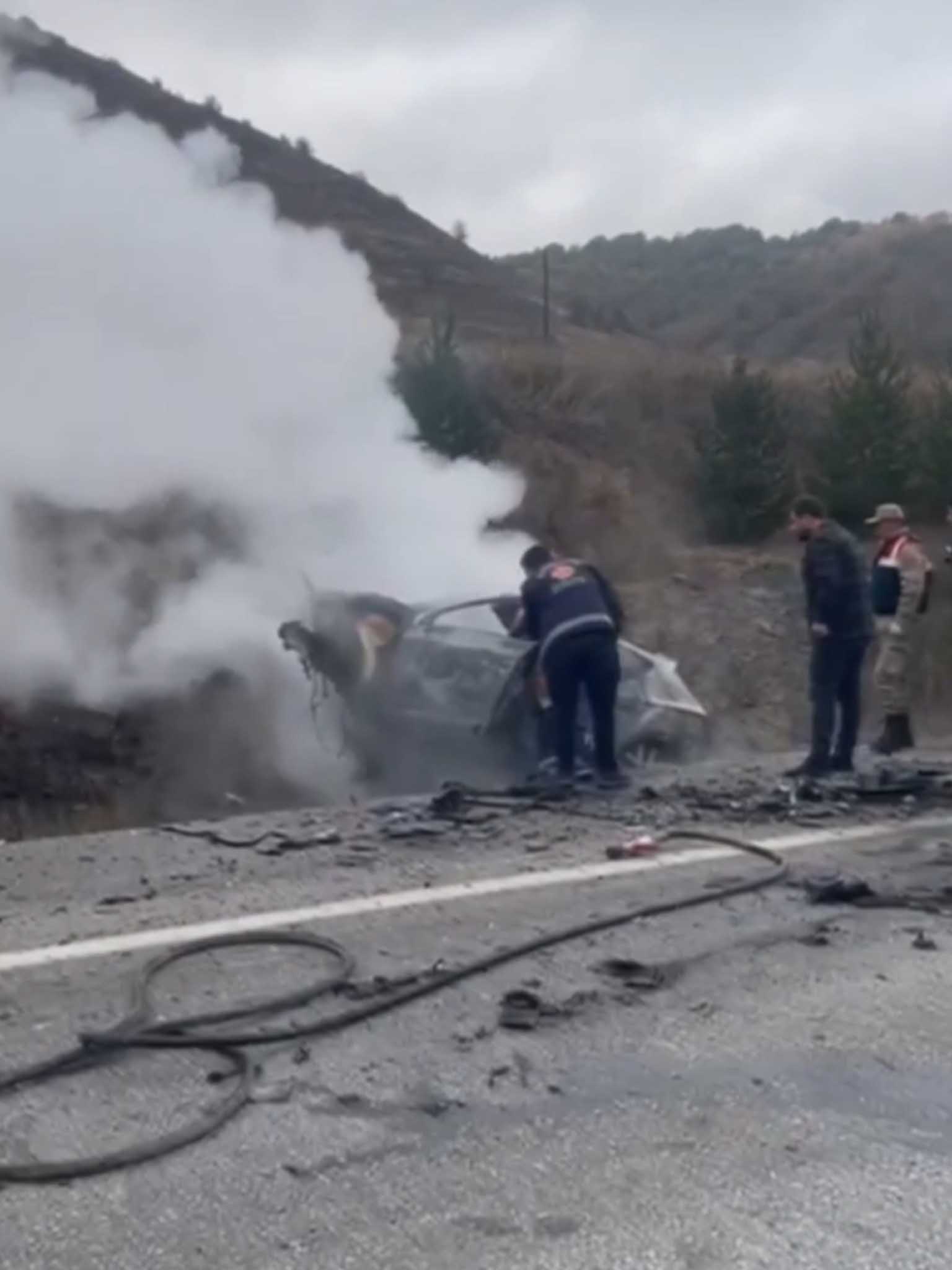 O Yolda Yine Katliam Gibi Kaza 5 Ölü 4