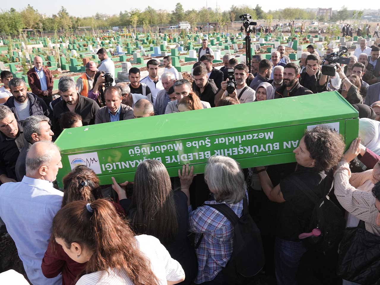 Rojin Kabaiş'in Cenazesi Diyarbakır'da Defnedildi 3