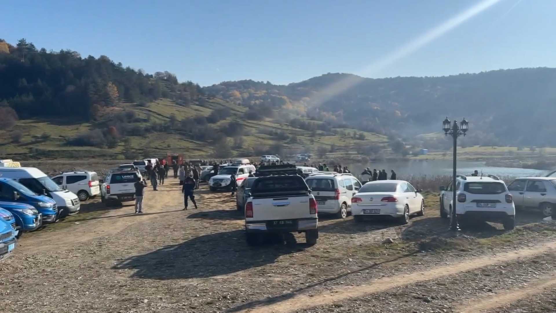 20 Yillik Beledi̇ye Başkani Gölette Ölü Bulundu 3