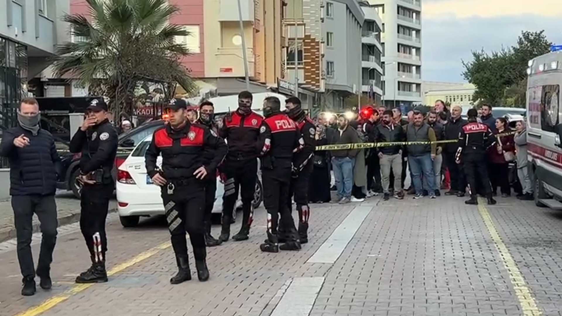 Anne Ve Babasının Da Aralarında Olduğu 4 Kişiyi Öldüren Zanlı Intihar Etti 1