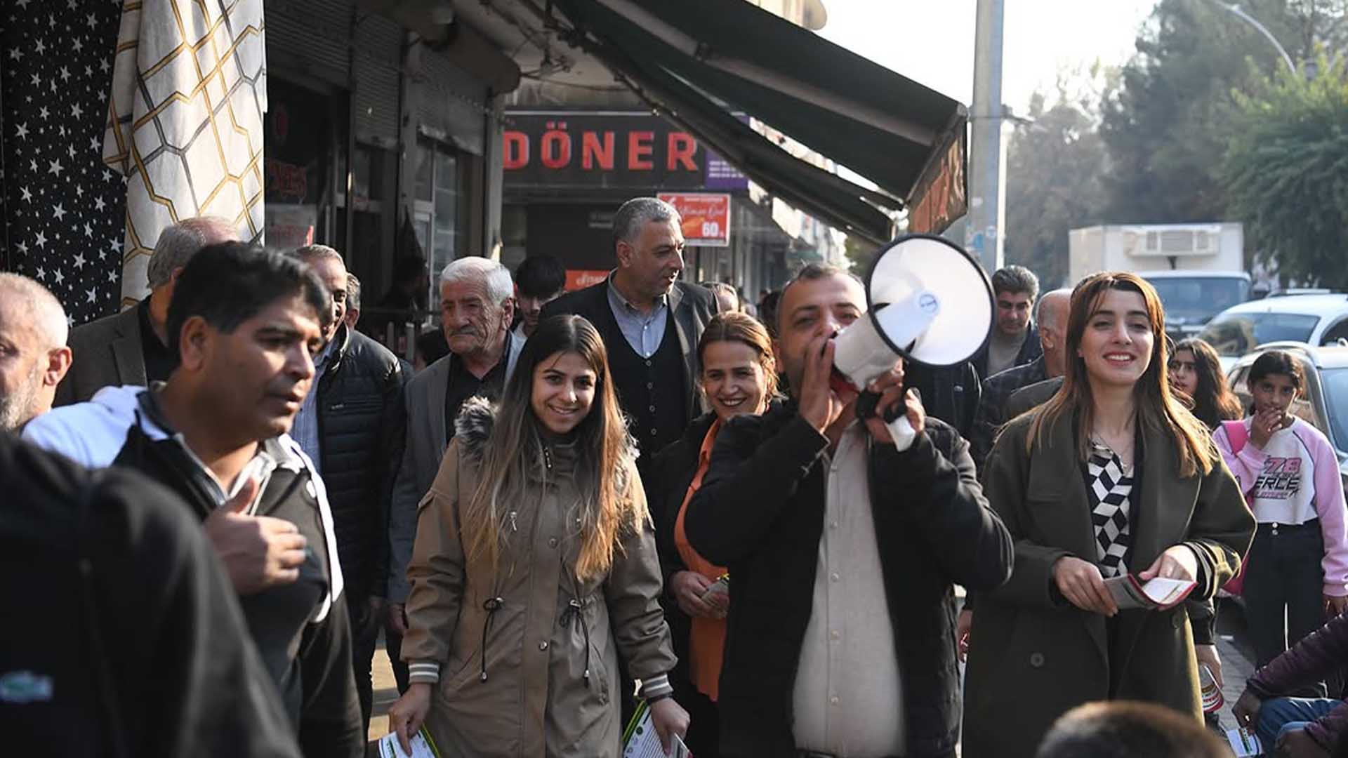 Bismil’de Davul Zurna Ve Megafon Ile Halkı Mitinge Davet Ettiler 8