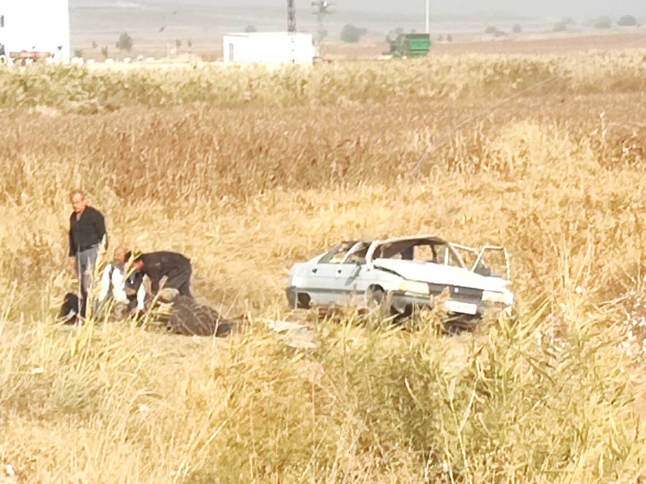 Bismil’de Takla Atan Otomobilde 2 Kişi Yaralandı 5