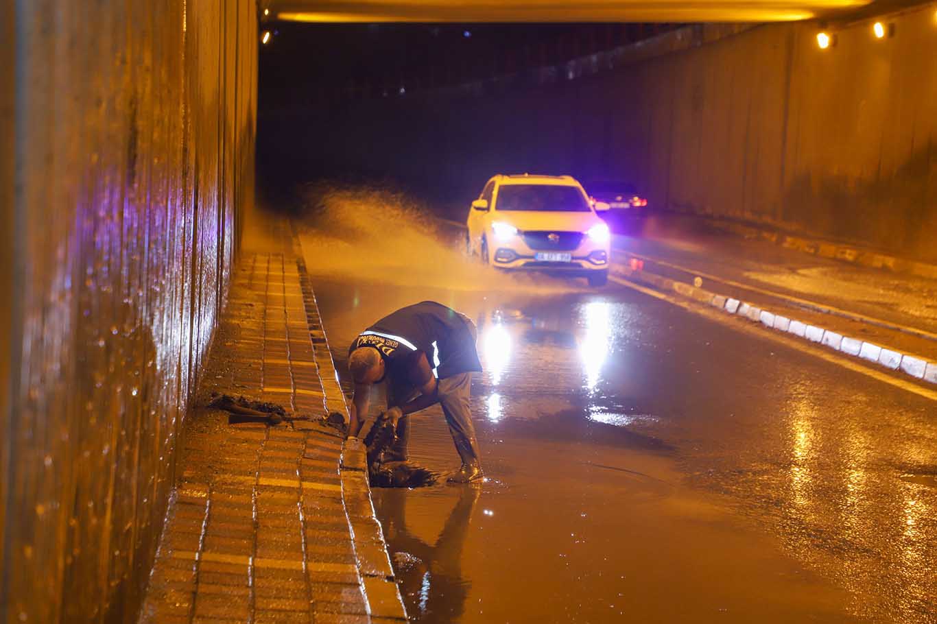 Diyarbakır’da Ekipler, Yağışlar Nedeniyle Teyakkuzda 2