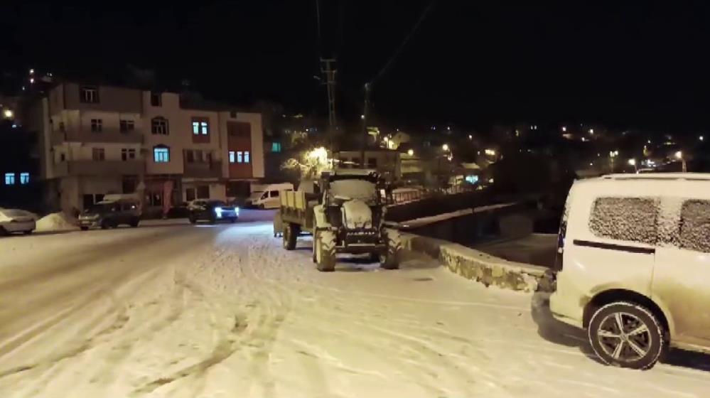 Adıyaman Kent Merkezine Mevsimin Ilk Karı Düştü