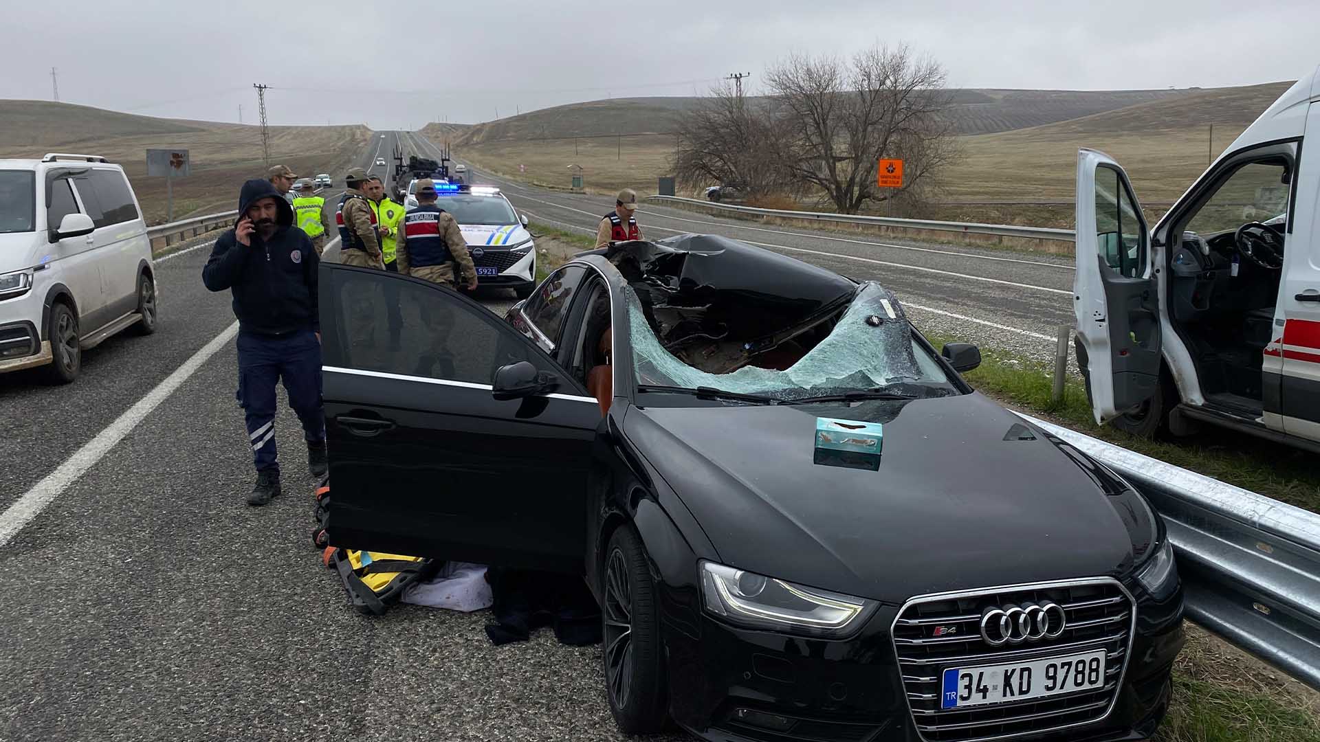 Diyarbakır’da Inanılmaz Kaza 1 Kişi Yaşamını Yitirdi 2