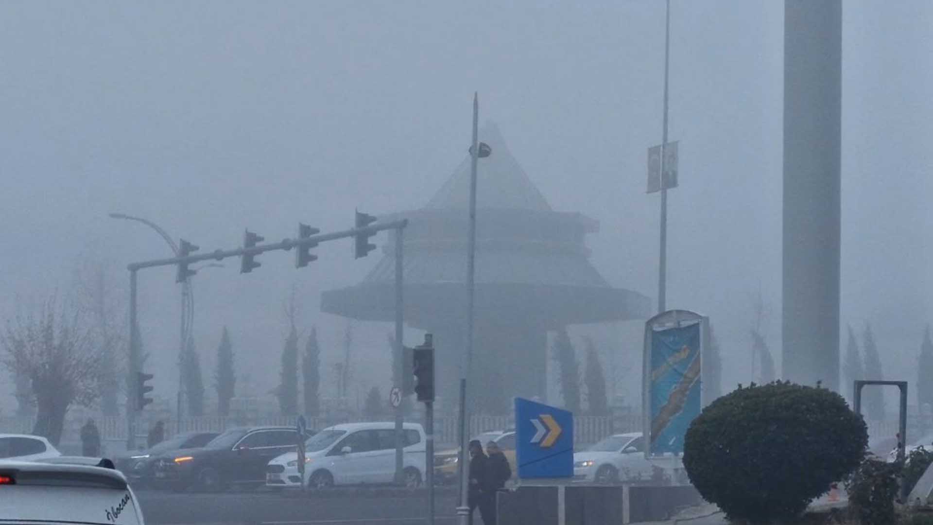 Diyarbakır’da Sis Yaşamı Olumsuz Etkiledi 2