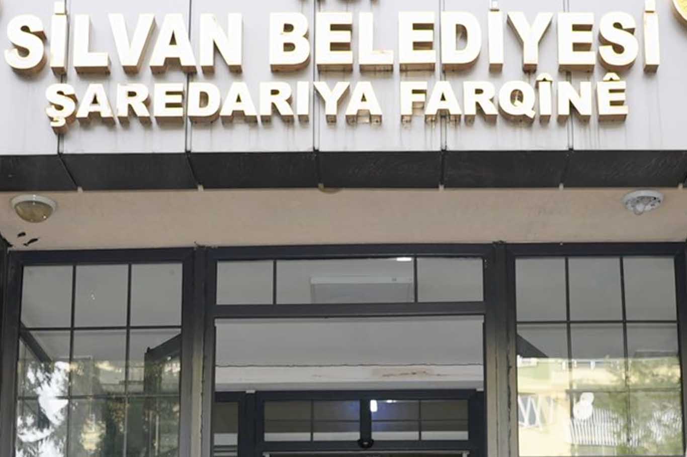 Diyarbakır’daki Belediye, 11 Personelin Memuriyetini Iptal Ederek Yerine 31 Yeni Personel Aldı 2