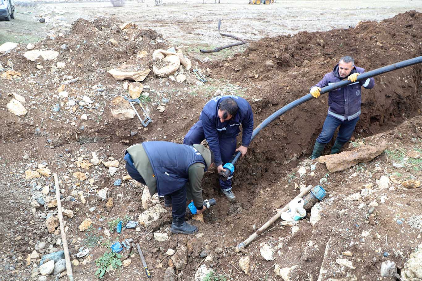 Diyarbakır’ın O Mahallesinde 3 Bin 300 Metrelik Içme Suyu Hattı Ile Sorun Çözüldü 1