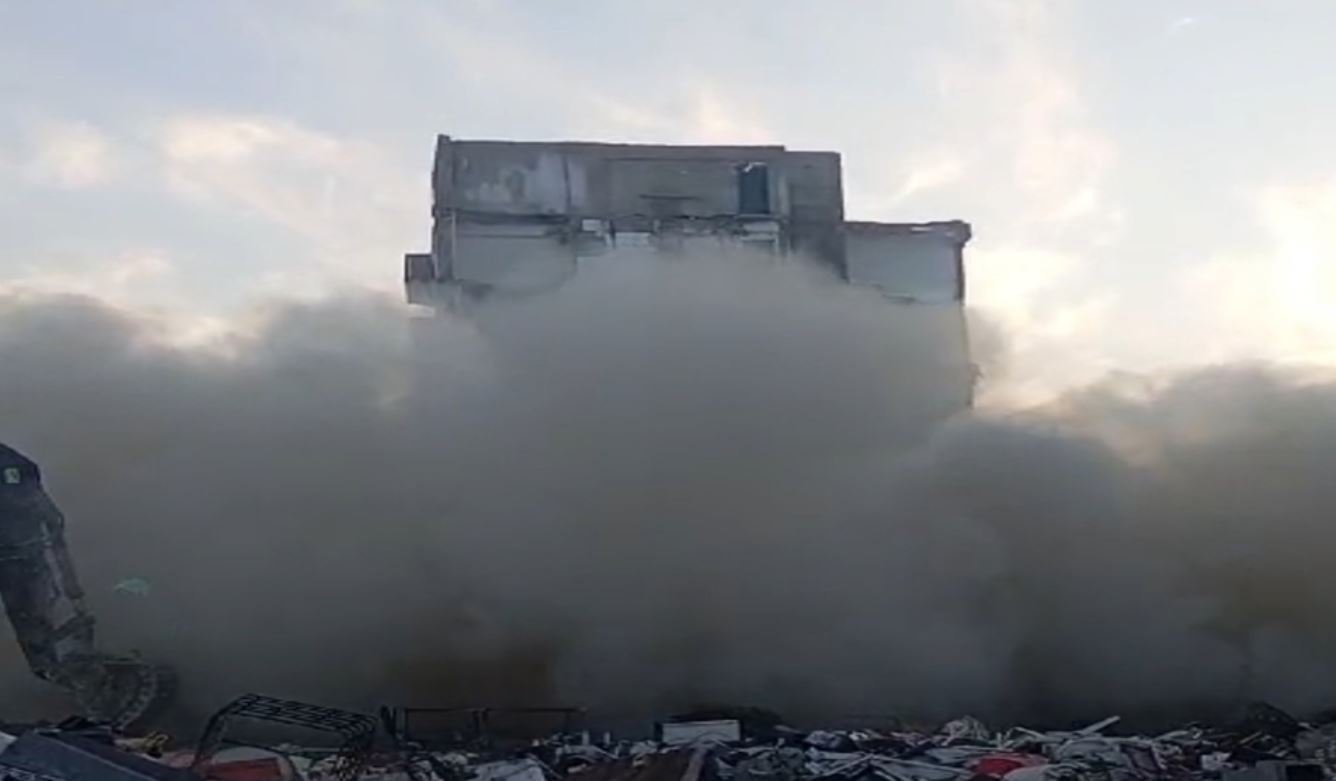 Gaziantep’te 6 Katlı Bina Yıkım Sırasında Aniden Çöktü 1