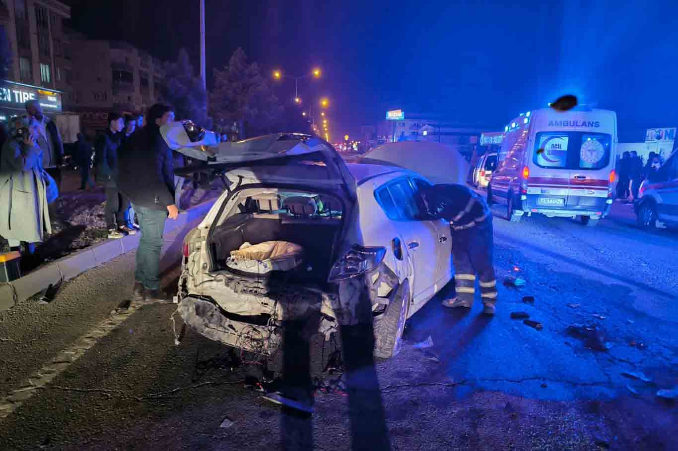 Batman’da Meydana Gelen Trafik Kazasında 5 Kişi Yaralandı 1