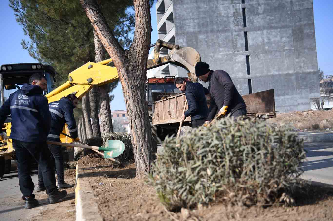 Bismil’de Park, Refüj Ve Piknik Alanlarında Çalışmalar Sürüyor 2