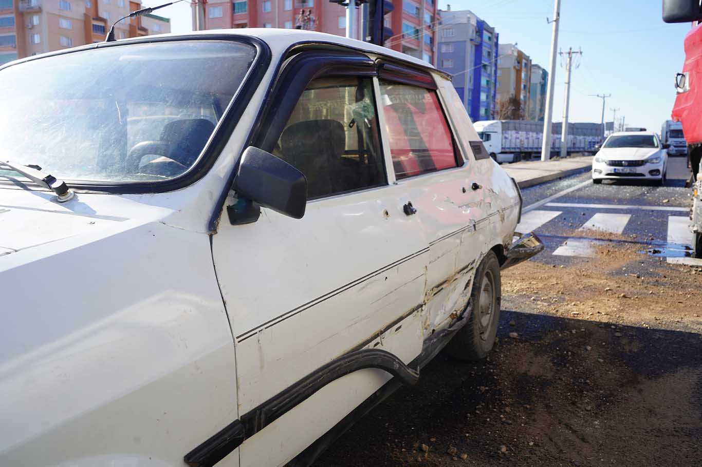 Bismil’de Zincirleme Kaza 2’Si Çocuk 3 Yaralı 4