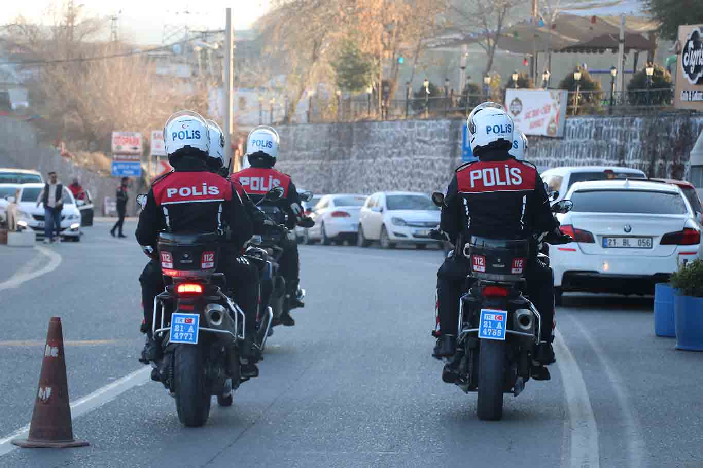 Diyarbakır’da Motosikletli Polisler, 20 Bin Olaya Müdahale Etti 2