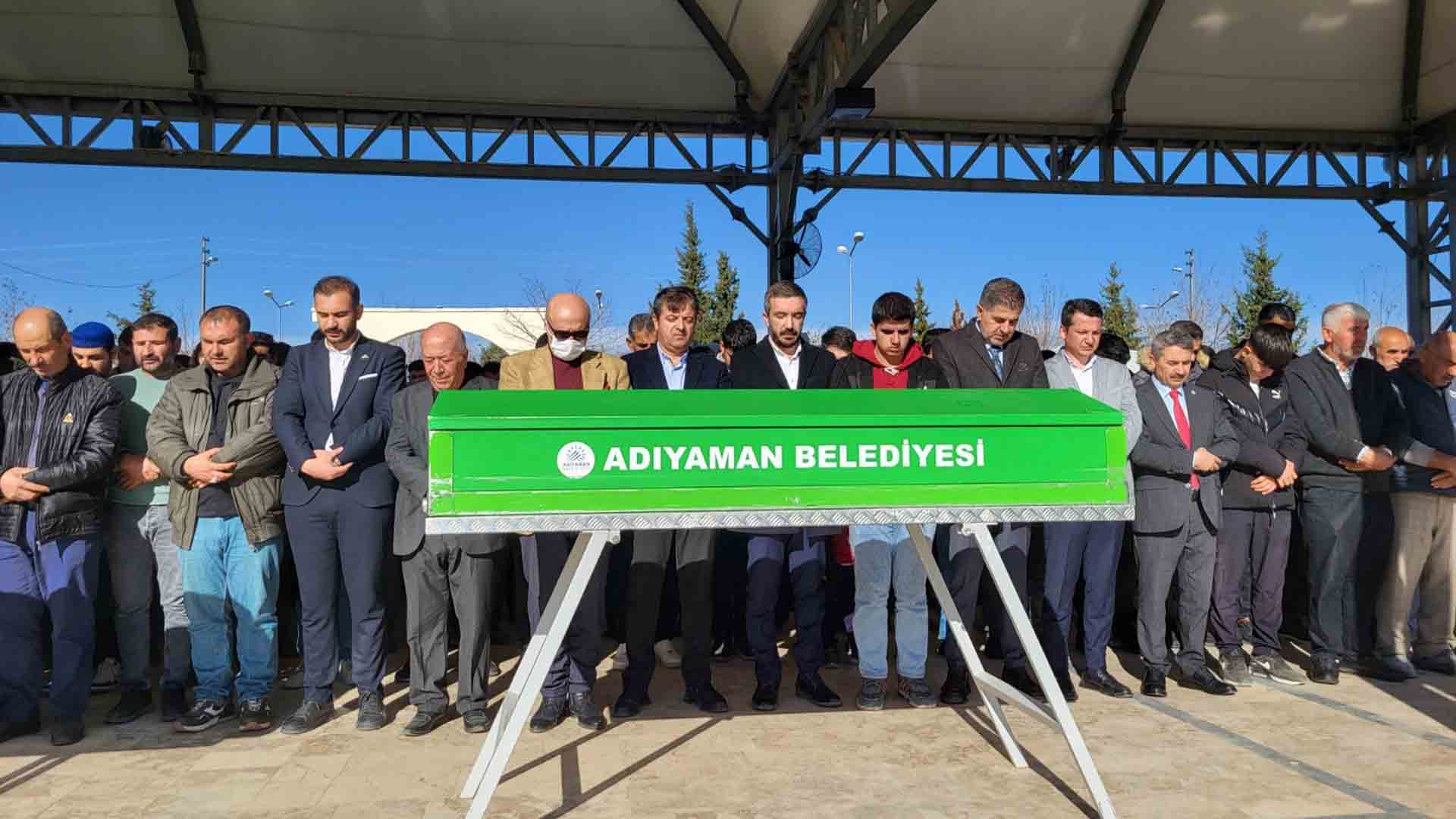 Tanker Ve Otomobilin Çarpıştığı Kazada Hayatını Kaybeden 5 Kişi Toprağa Verildi 3