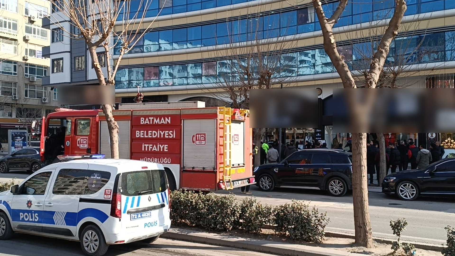 Batman'da Iş Merkezinin 7'Nci Katından Düşen Genç Kız, Yaşamını Yitirdi 2