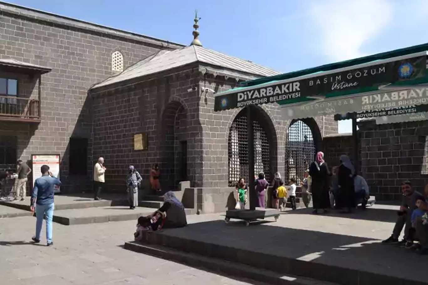 Diyarbakır Büyükşehir Belediyesi’nden Tuvalet Ücretlerine Açıklaması