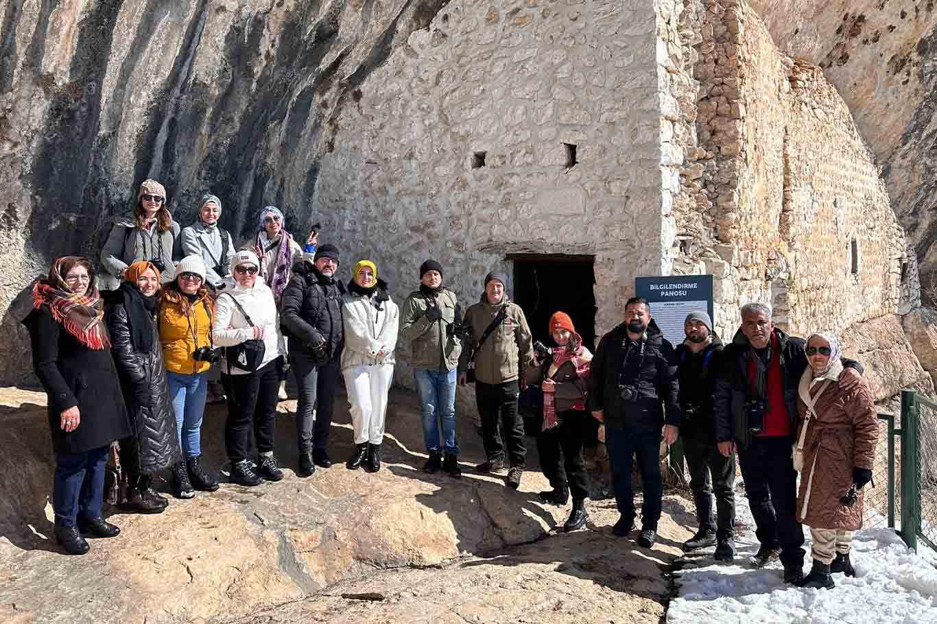 Diyarbakır'da 20 Fotoğraf Sanatçısı Ashab I Kehf Ve Birkleyn Mağaralarını Fotoğrafladı 1