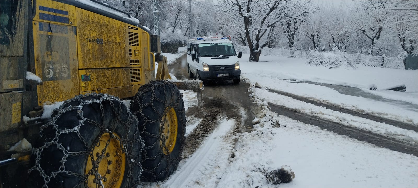 Diyarbakır'da Kar Yağışı Sonrası 439 Kilometrelik Yol Ulaşıma Açıldı (3)