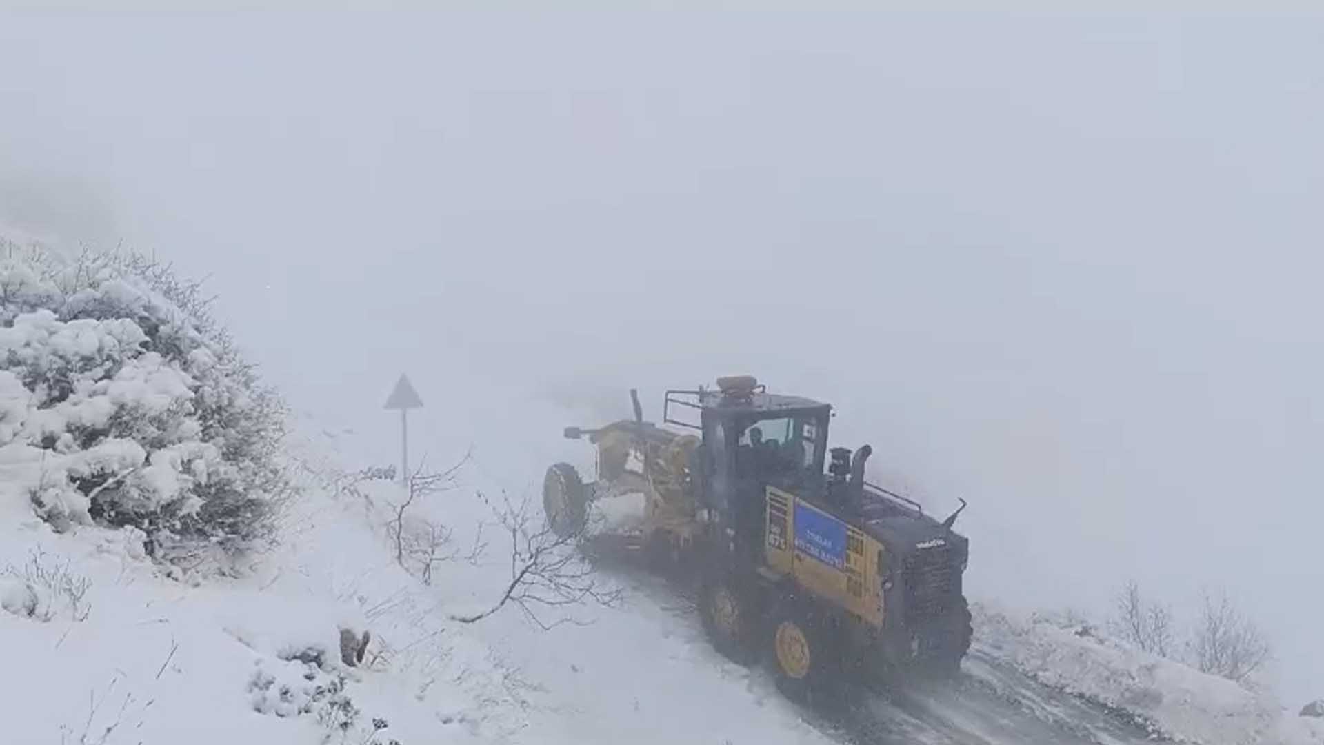 Diyarbakır’da Kardan Dolayı Kapanan 129 Kilometrelik Yol Ulaşıma Açıldı 2