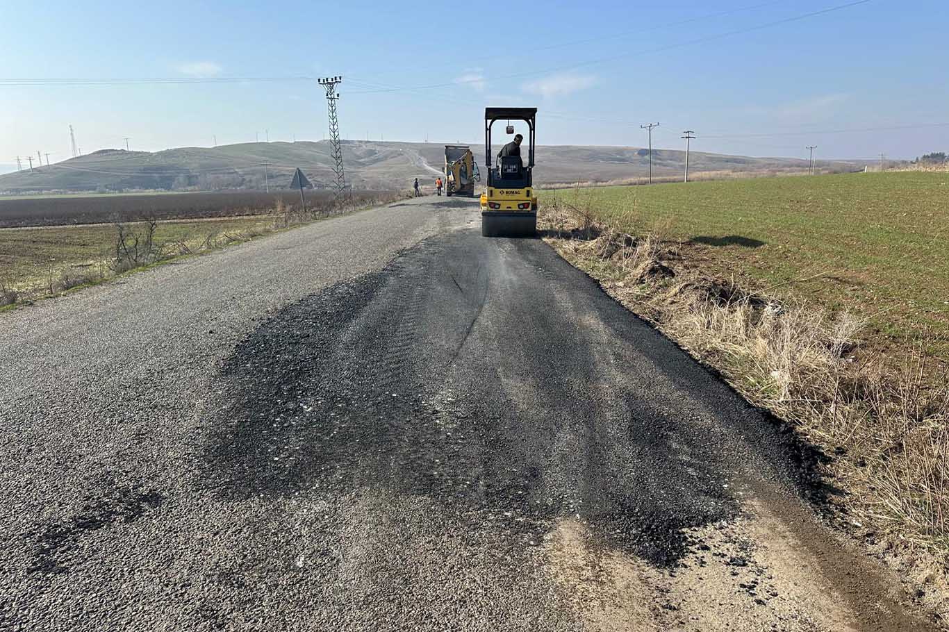 Diyarbakır’da Kırsal Mahalle Yollarında Asfalt, Yol Açma Ve Genişletme Çalışmaları 1