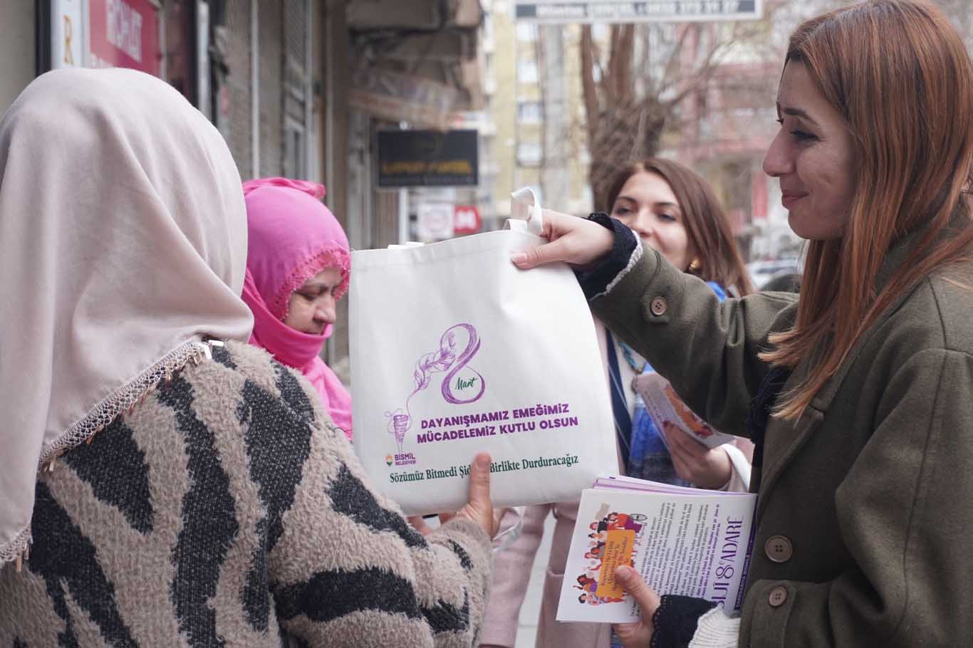 Bismil Belediyesi’nden Esnaf Kadınlara Ziyaret 3