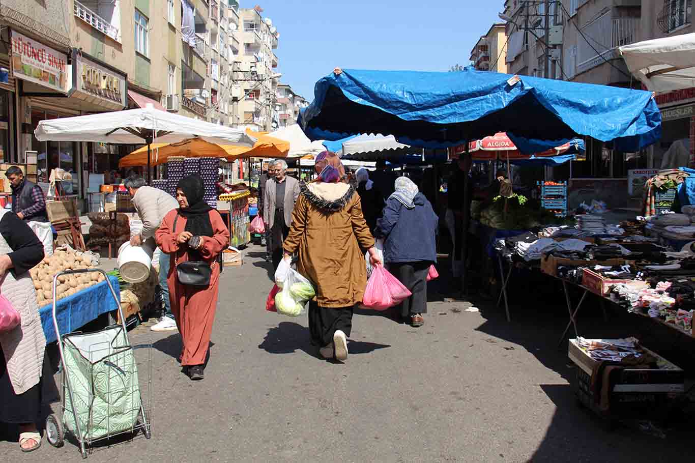 Diyarbakır’da Bu Noktada 22 Pazar Kuruluyor 1