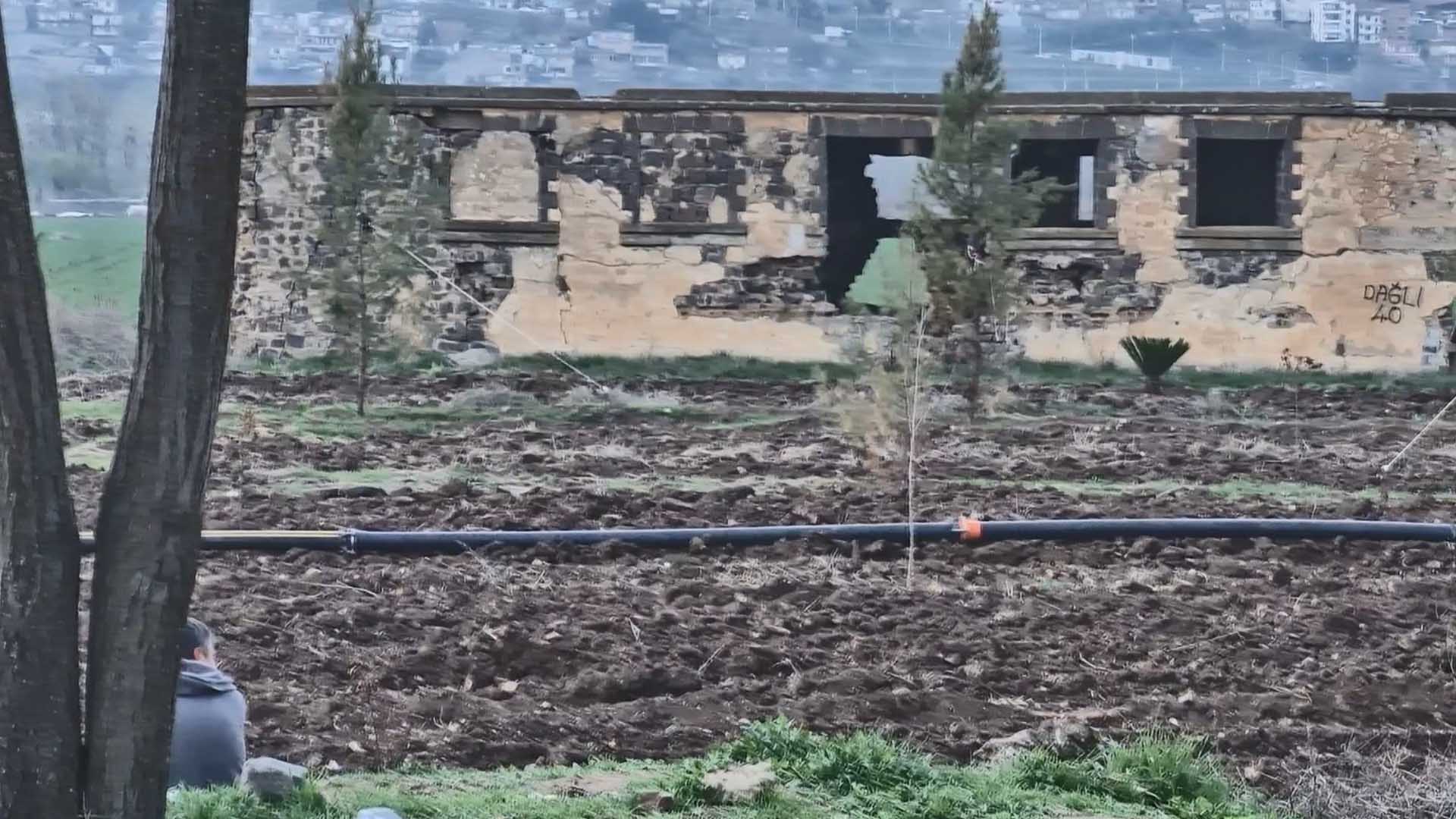 Diyarbakır’da Sit Alanı Olan Araziyi Işgale Kalkışan Şahıs, Polise Tabancayla Direndi 4