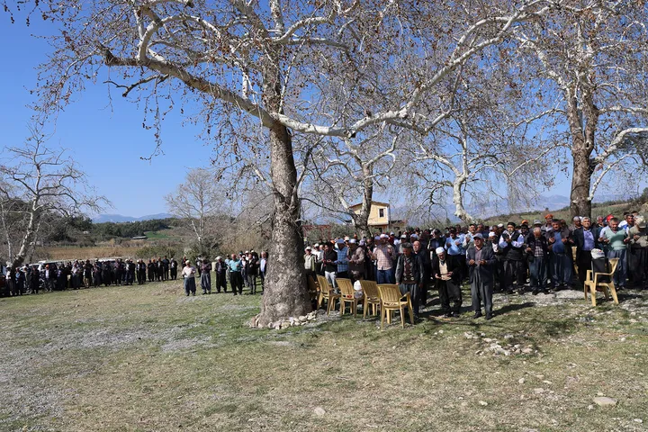 Kuraklık Nedeniyle Mahalle Sakinleri Yağmur Duasına Çıktı (2)