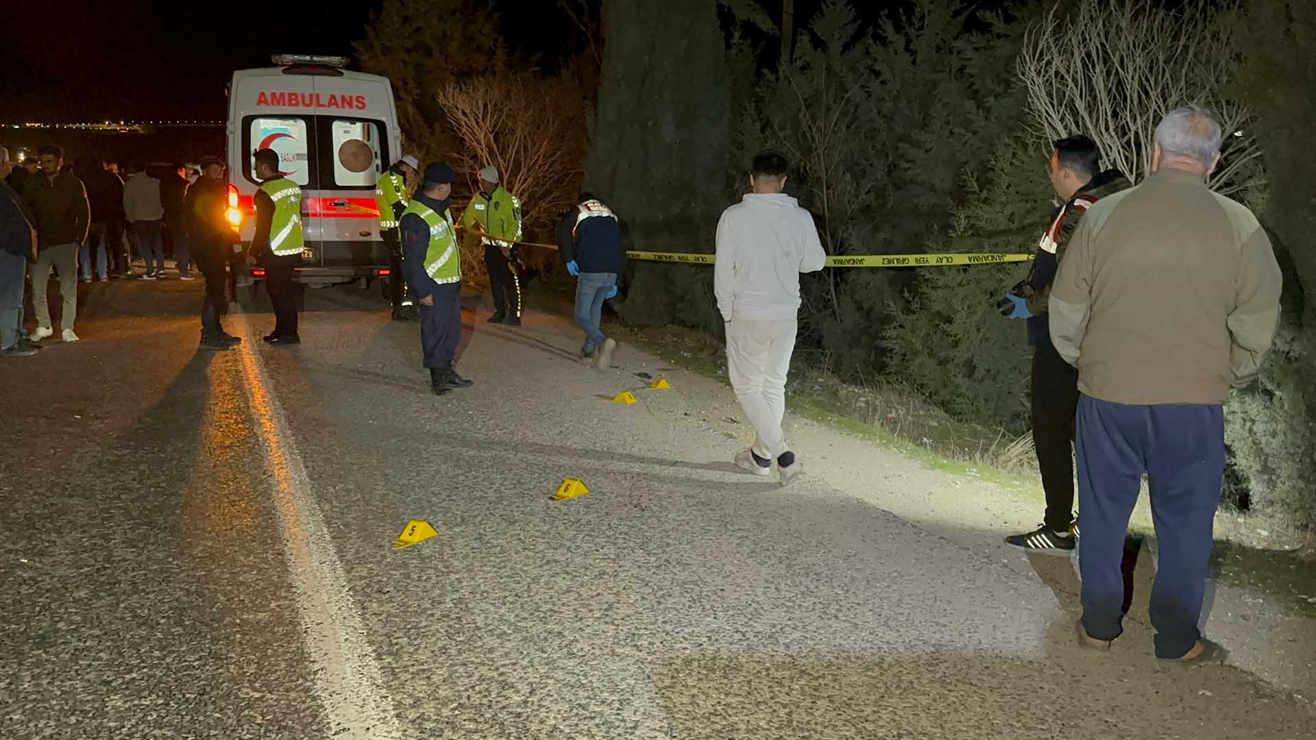 Otomobilin Çarptığı Yaya Öldü; Köy Sakinleri Karayolunu Trafiğe Kapattı 1