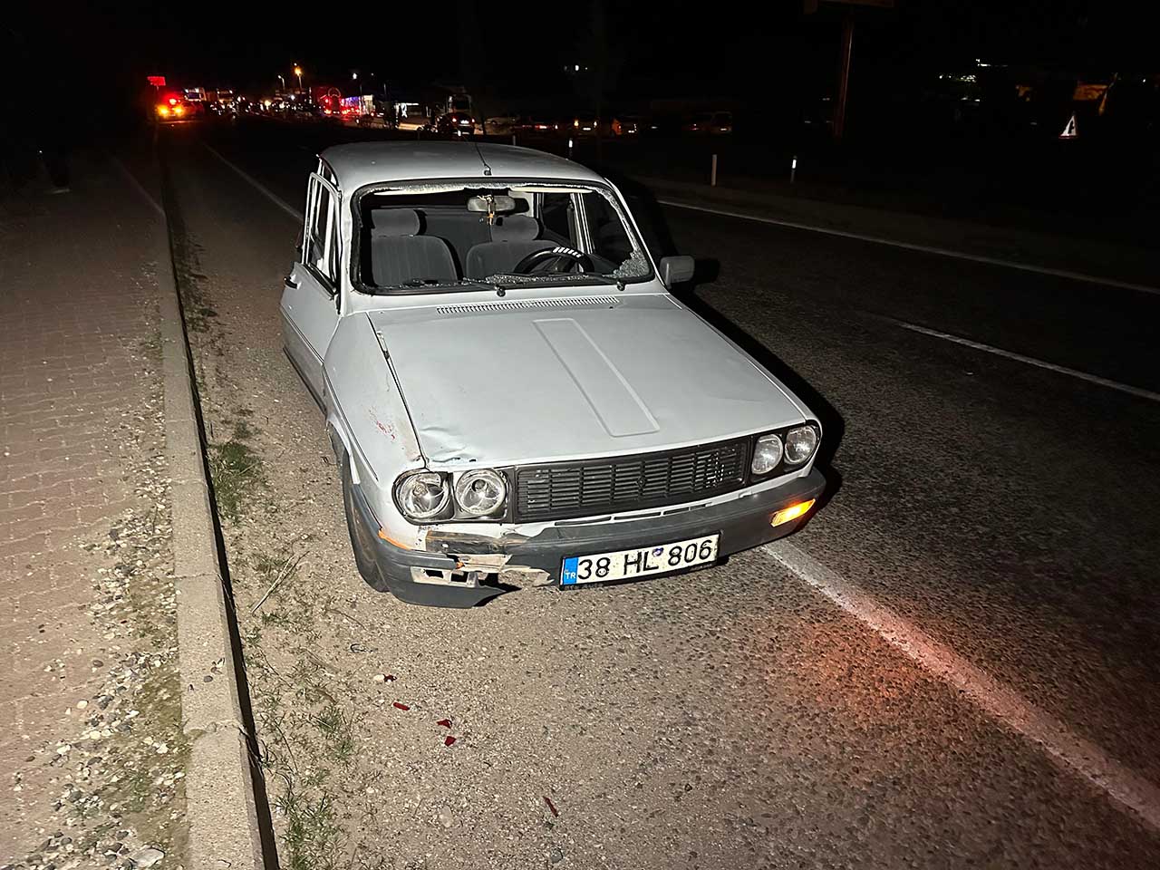 Otomobilin Çarptığı Yaya Öldü; Köy Sakinleri Karayolunu Trafiğe Kapattı 5