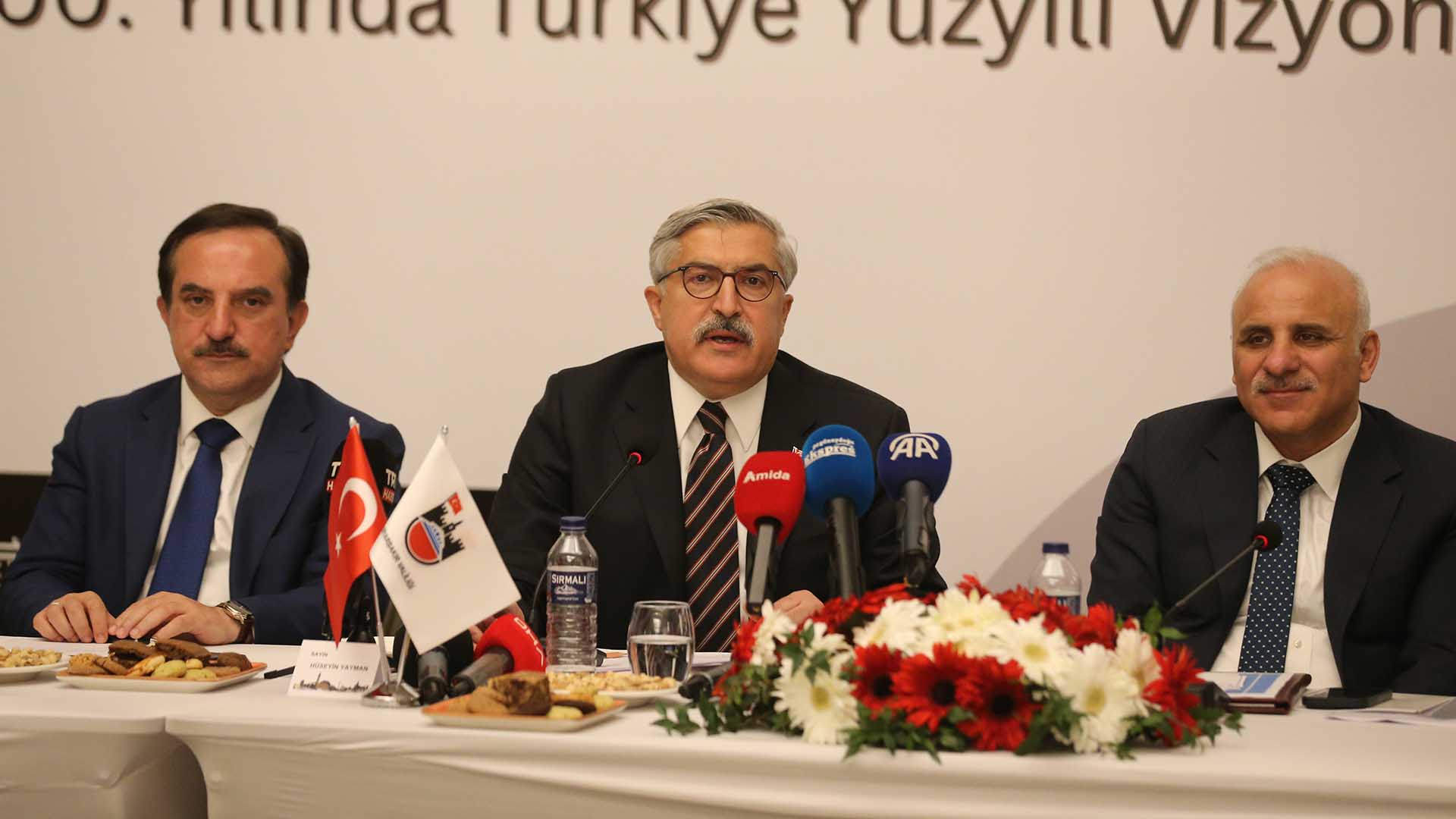 Ak Parti Genel Başkan Yardımcısı Ve Tbmm Dijital Mecralar Komisyonu Başkanı Hüseyin Yayman
