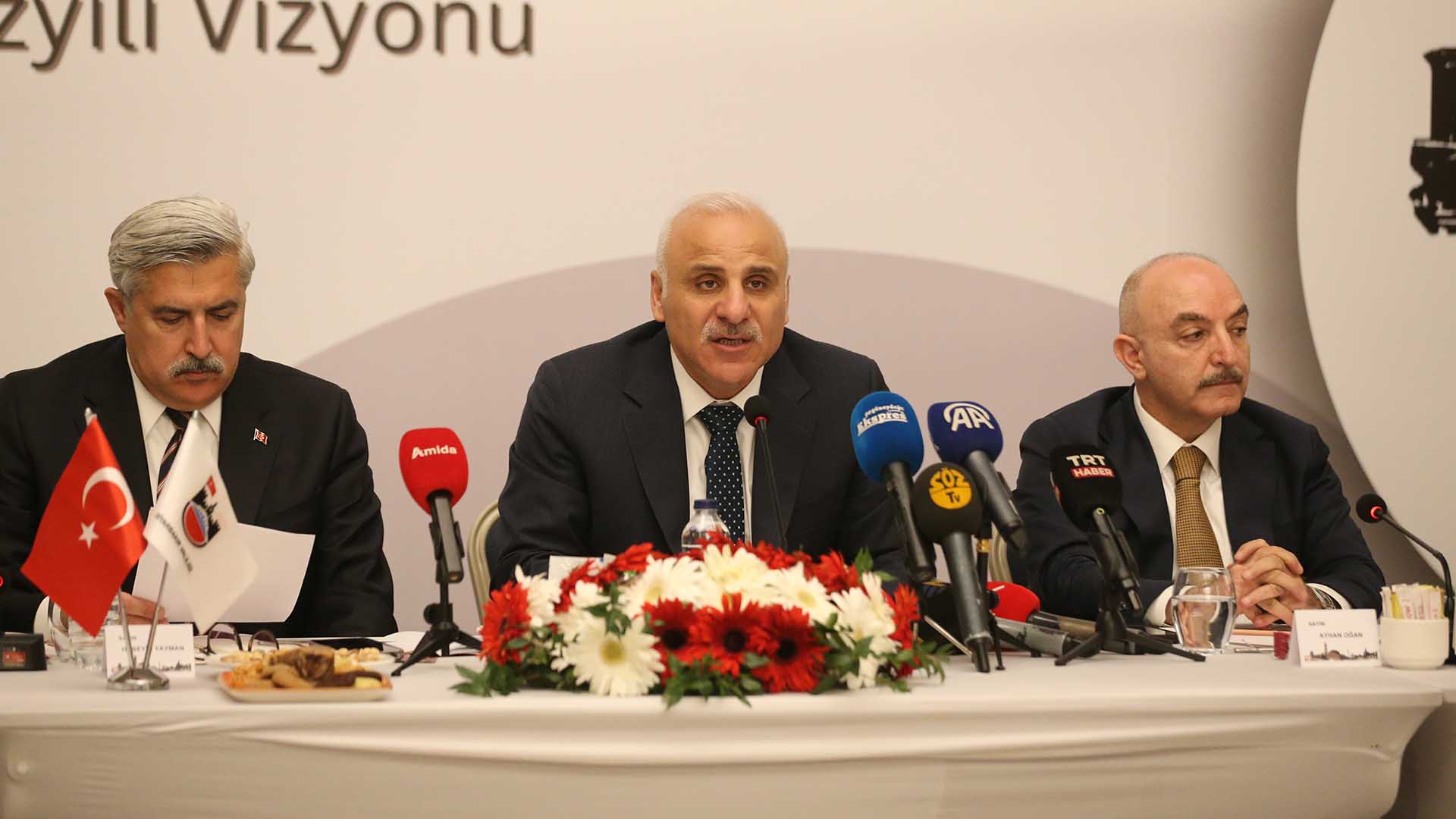 Diyarbakır'da Türkiye Sohbetleri Toplantısında Önemli Mesajlar Verildi 1