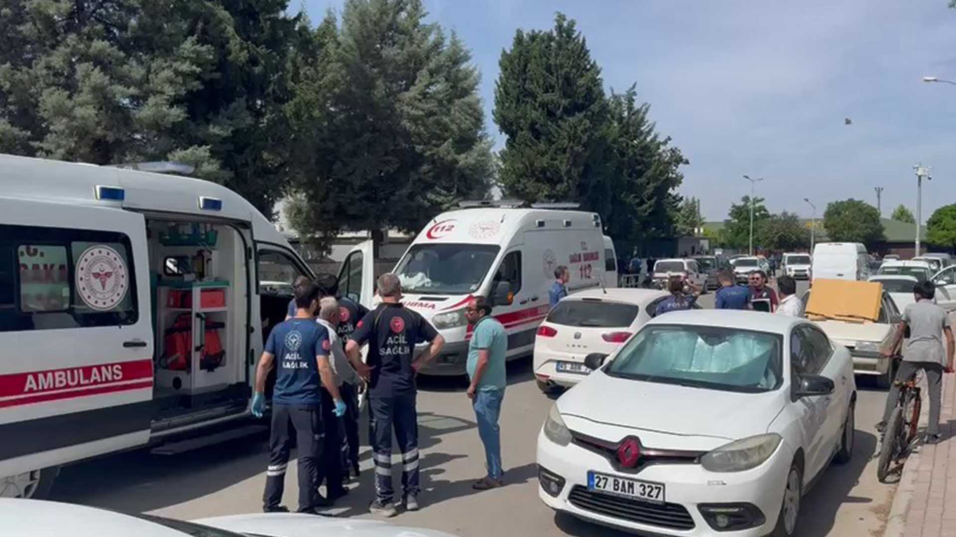 Adliye Önünde Akraba Aileler Kavga Etti 5 Yaralı, 7 Gözaltı 1