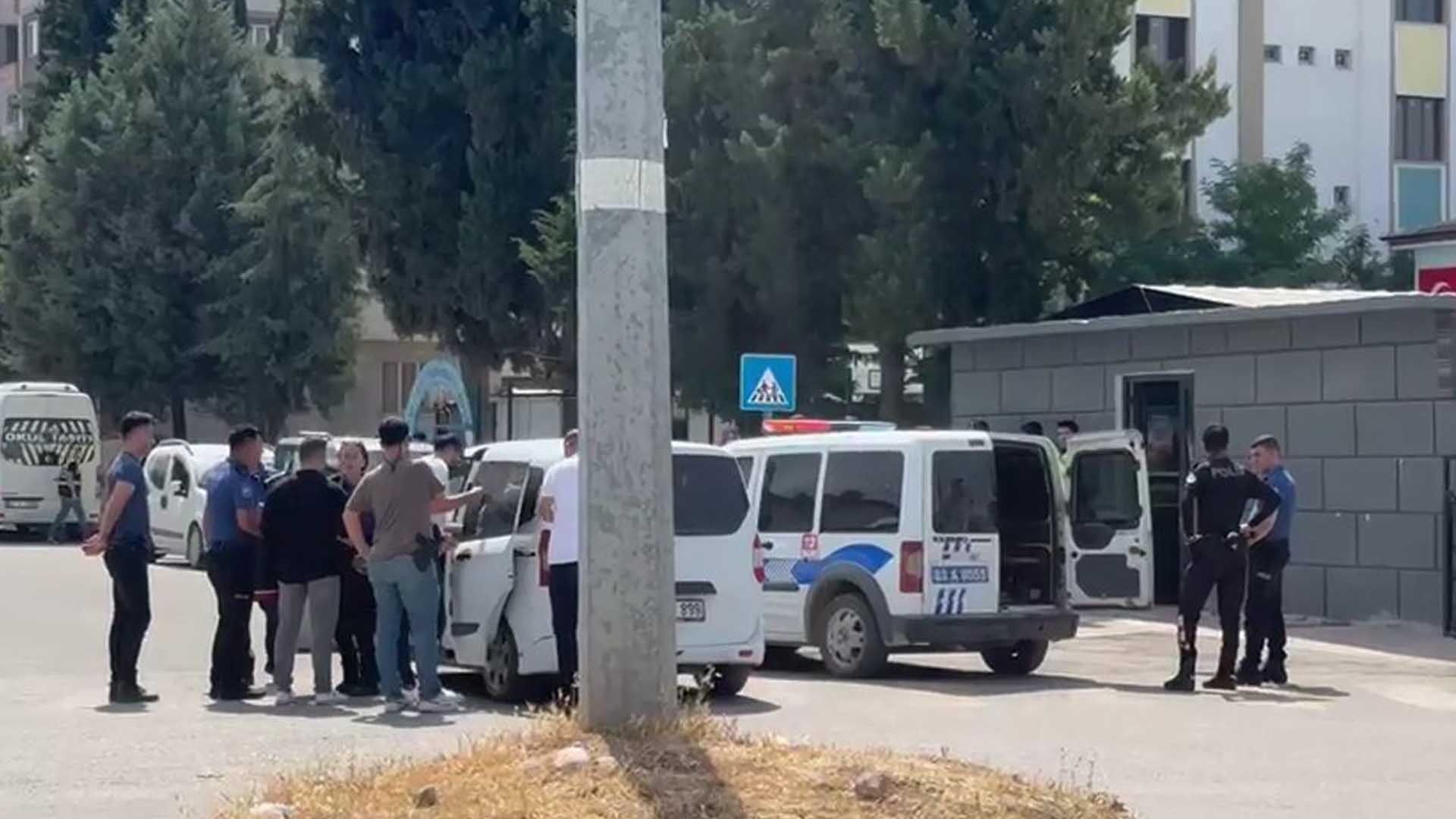 Adliye Önünde Akraba Aileler Kavga Etti 5 Yaralı, 7 Gözaltı 2