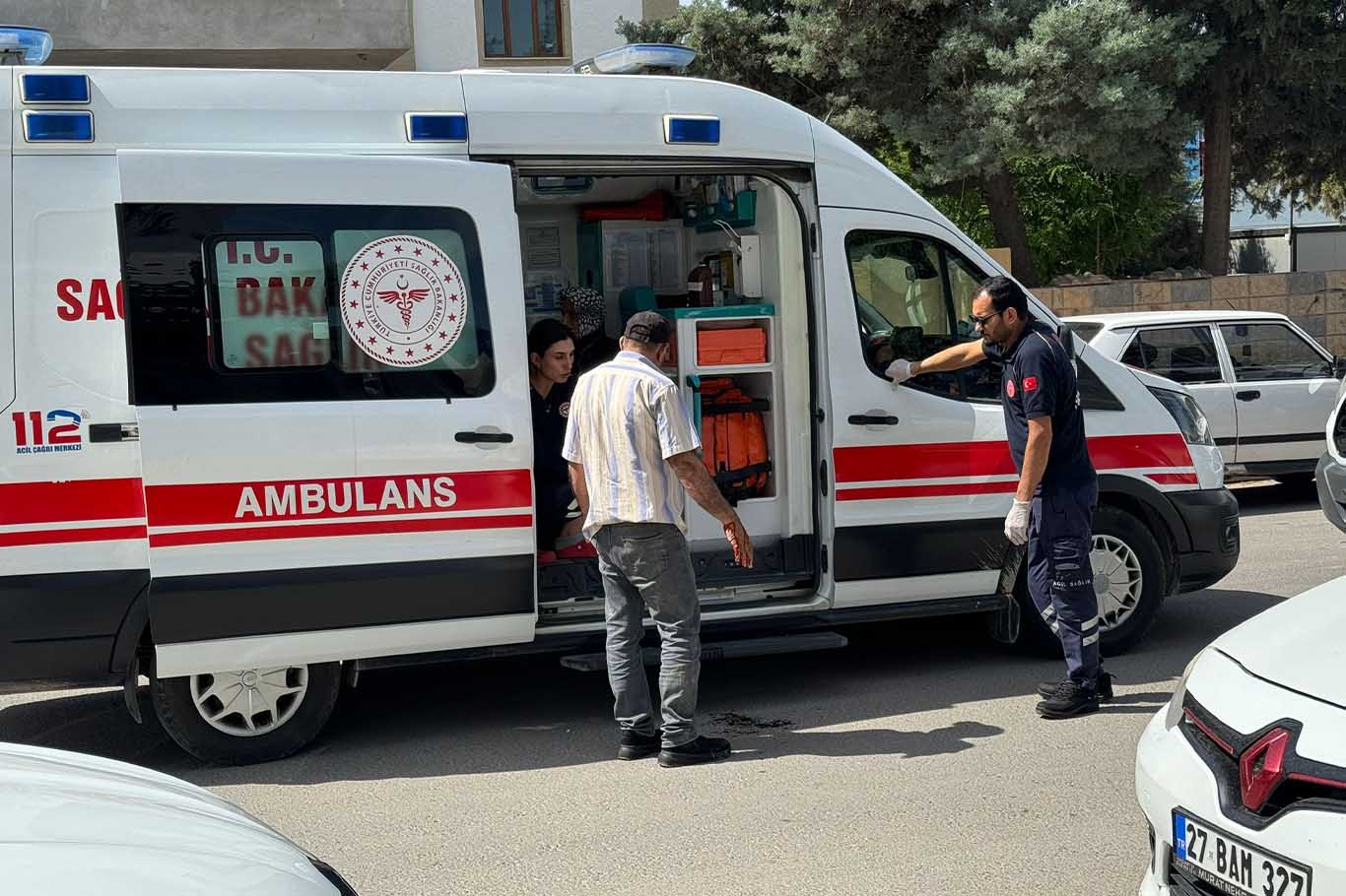 Adliye Önünde Akraba Aileler Kavga Etti 5 Yaralı, 7 Gözaltı 5