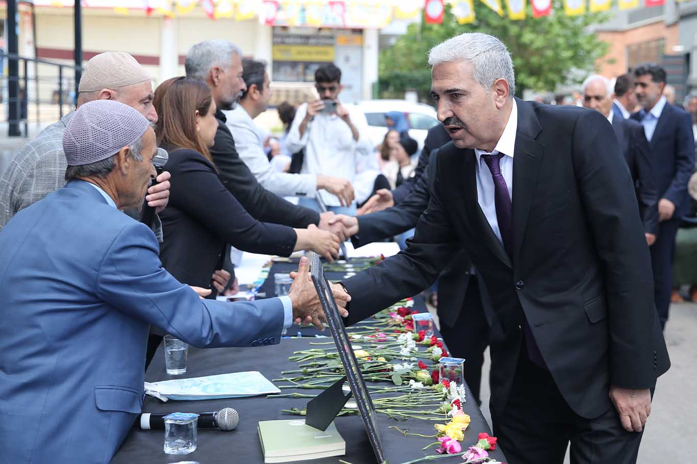 Ak Parti Diyarbakır İl Başkanlığından Dem Parti İl Başkanlığına Önder Için Taziye Ziyareti 5