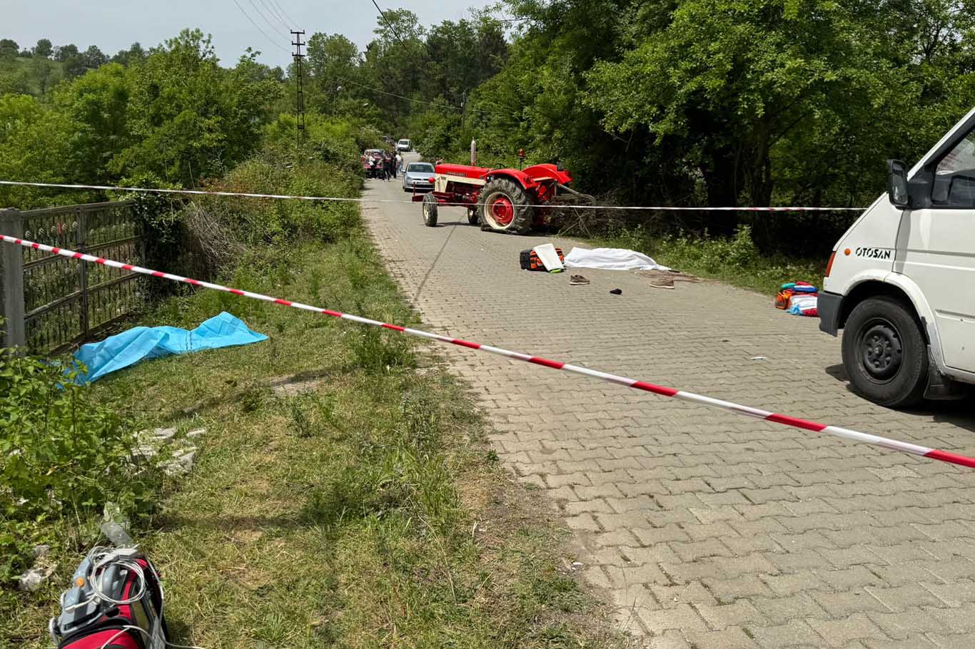 Arazi Kavgasında Kız Kardeşi Ile Eniştesini Öldürdü, Yeğenini Yaraladı 3