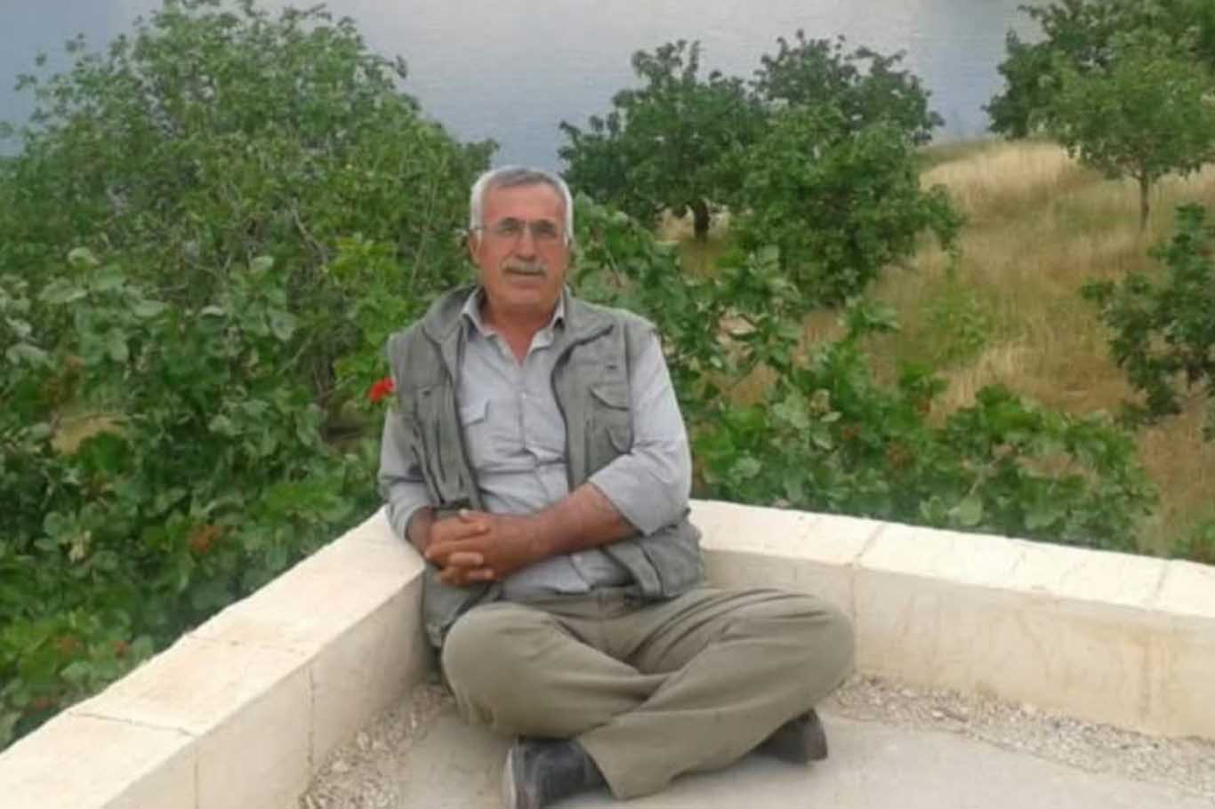 Babasını Bıçakla Öldürdü, Annesini Yaraladı 1