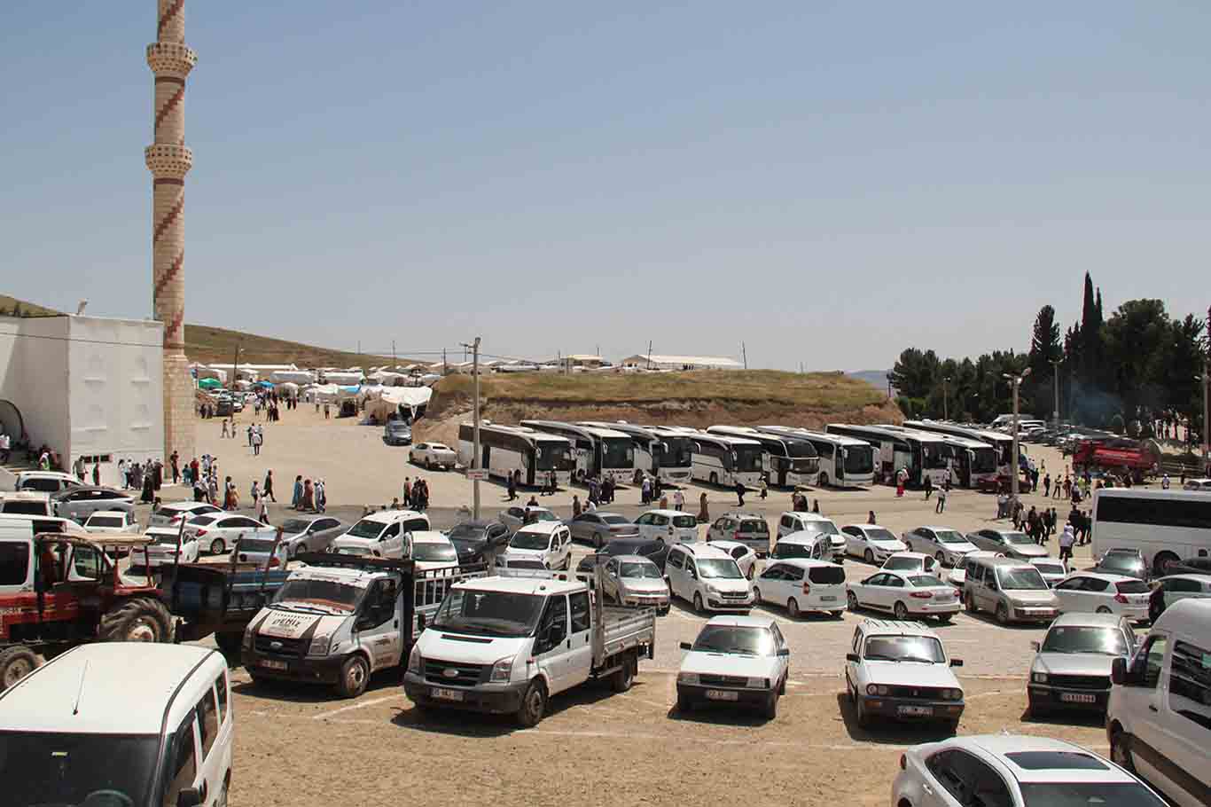 Binlerce Kişi Vefat Yıldönümünde Akın Etti 3