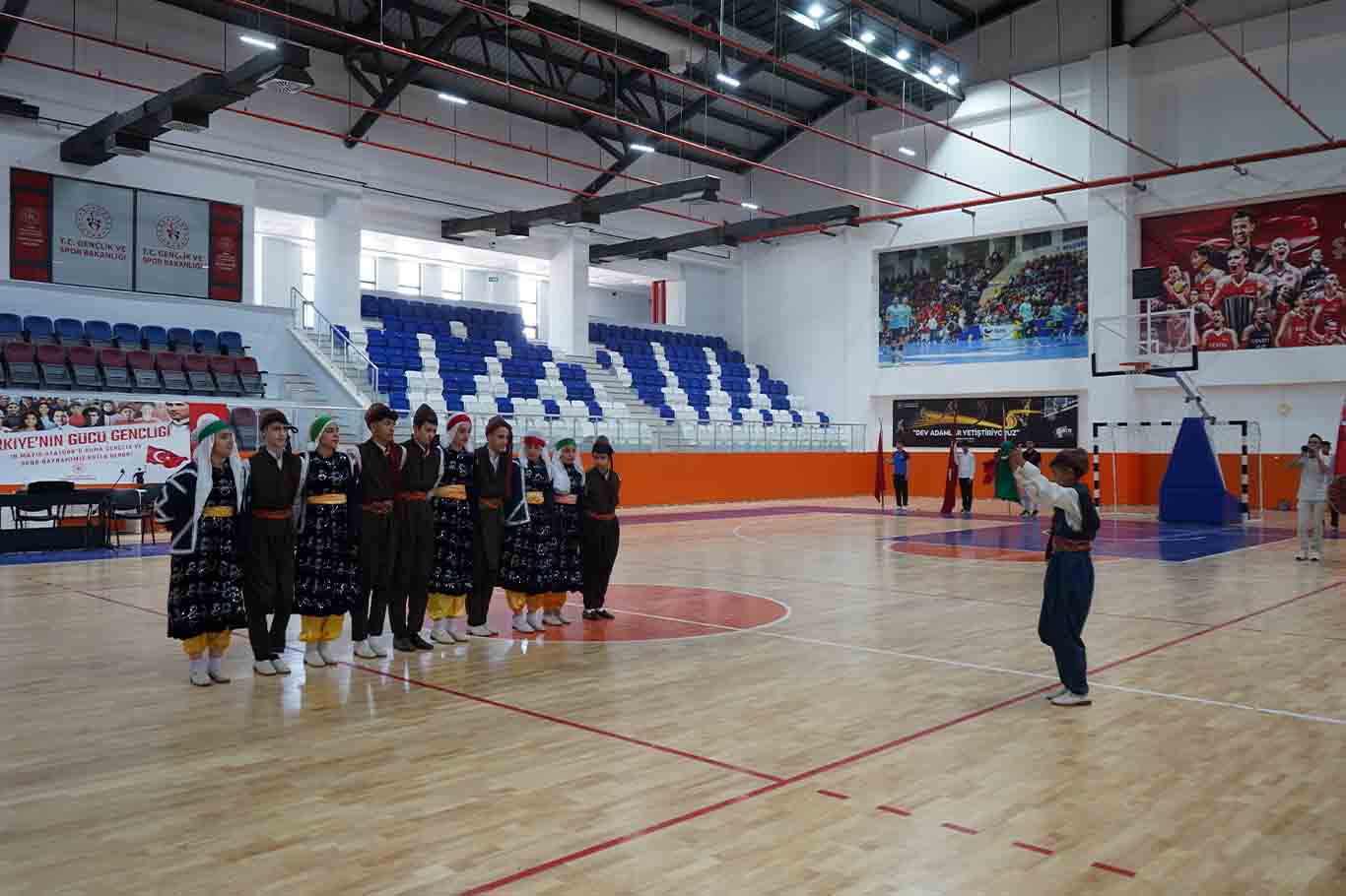 Bismil’de 19 Mayıs Gençlik Ve Spor Bayramı Etkinliği 10