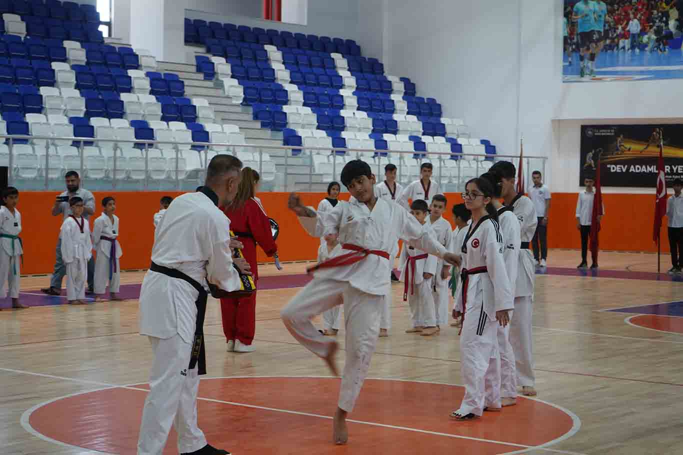 Bismil’de 19 Mayıs Gençlik Ve Spor Bayramı Etkinliği 7