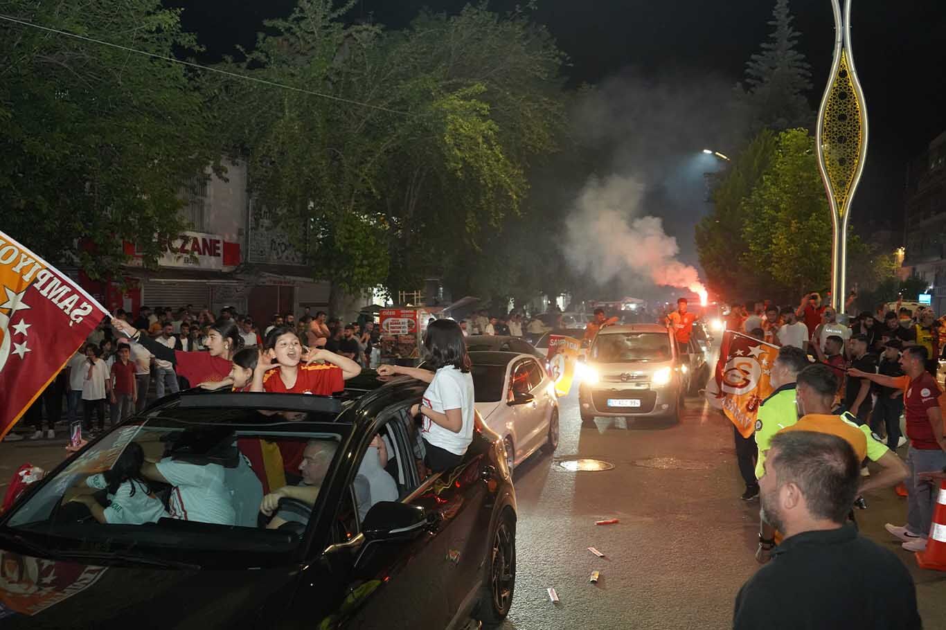 Bismil’de Galatasaray’ın 25’Inci Şampiyonluğu Kutlanıyor 13