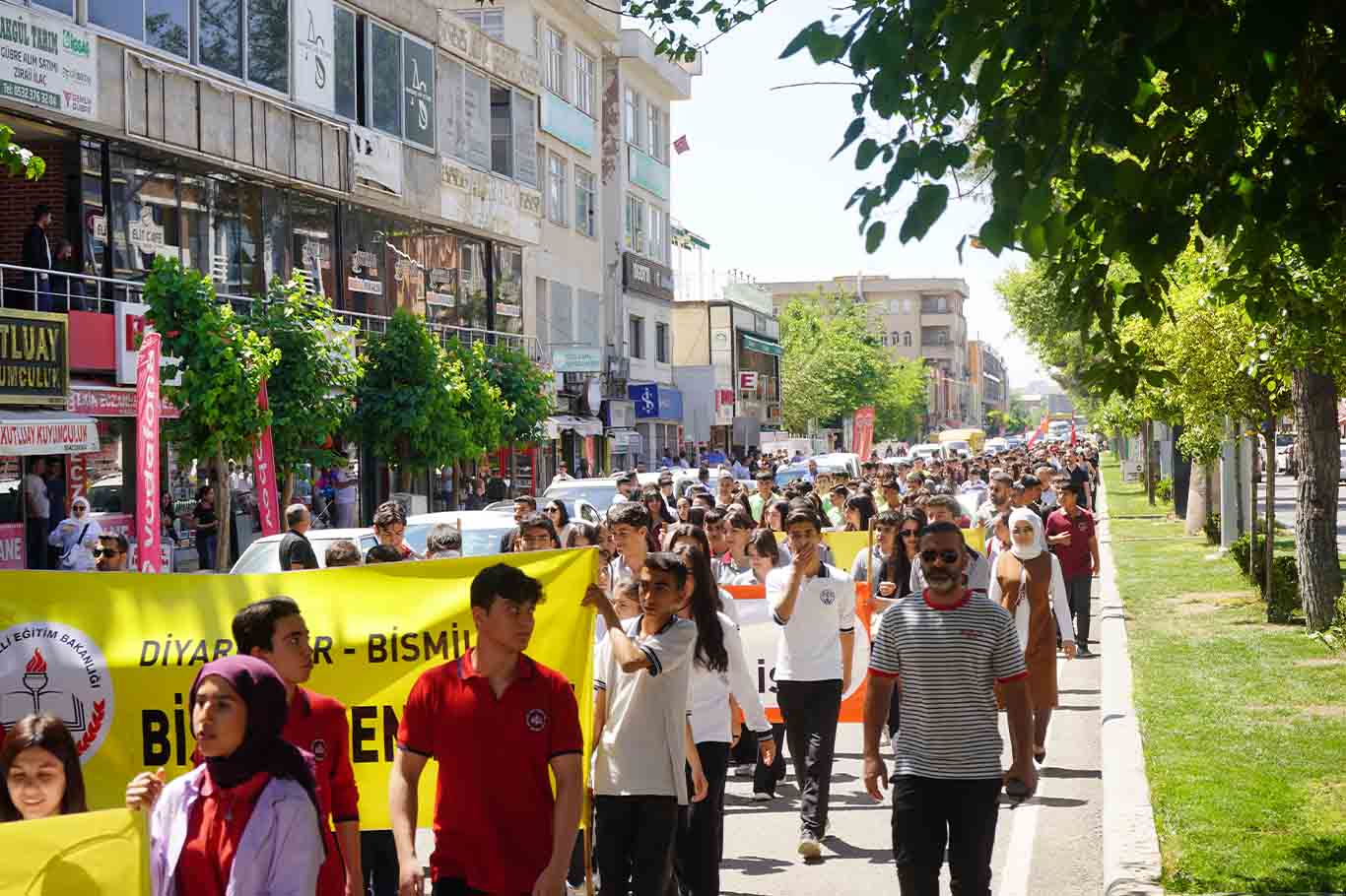 Bismil’de Gençlik Haftası Kapsamında Kortej Yürüyüşü Yapıldı 9